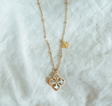 Load image into Gallery viewer, Marian Necklace